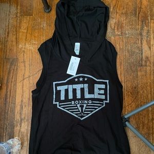 Title muscle hoodie w out sleeves it’s brand new